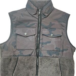 Michael Kors Vest Men’s Large Fleece Camouflage Jacket Brown Outdoor Fashion NEW
